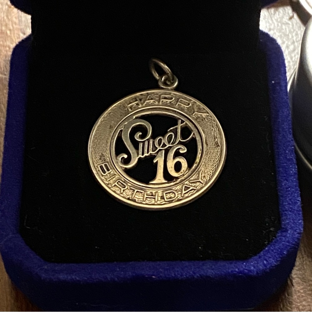 Vintage Sterling Danecraft Sweet Sixteen Birthday Disc Charm/Pendant Cut Out - Picture 5 of 5